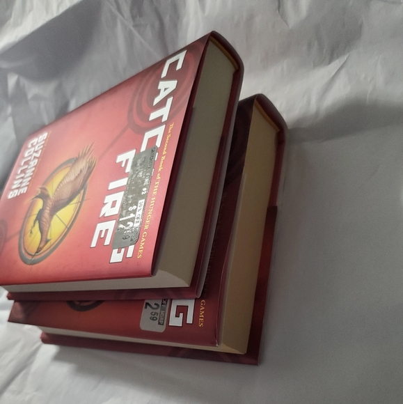 : 2 catching fire hunger games books by Suzanne Collins hard cover book club - Picture 2 of 9